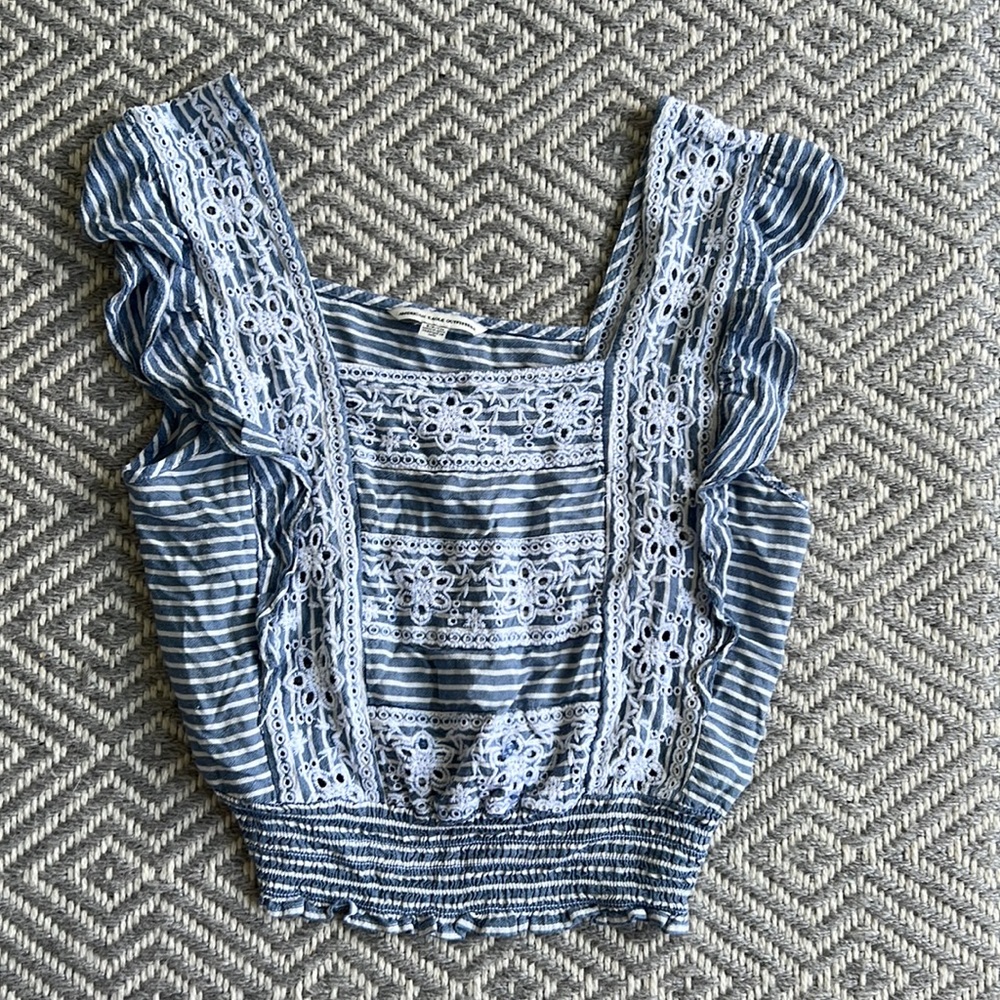 American Eagle top